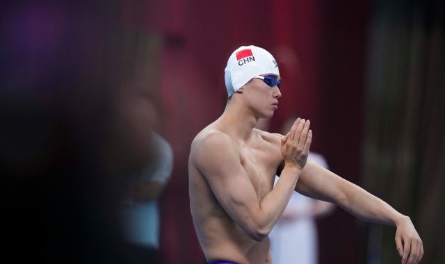 世界赛直播-游泳冠军赛汪顺收获第二金 徐嘉余100仰轻松夺冠