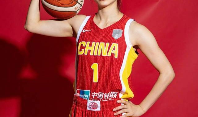 英雄联盟赛事-中国女篮最新训练出炉！王思雨、张子宇归队，将出战5场热身赛